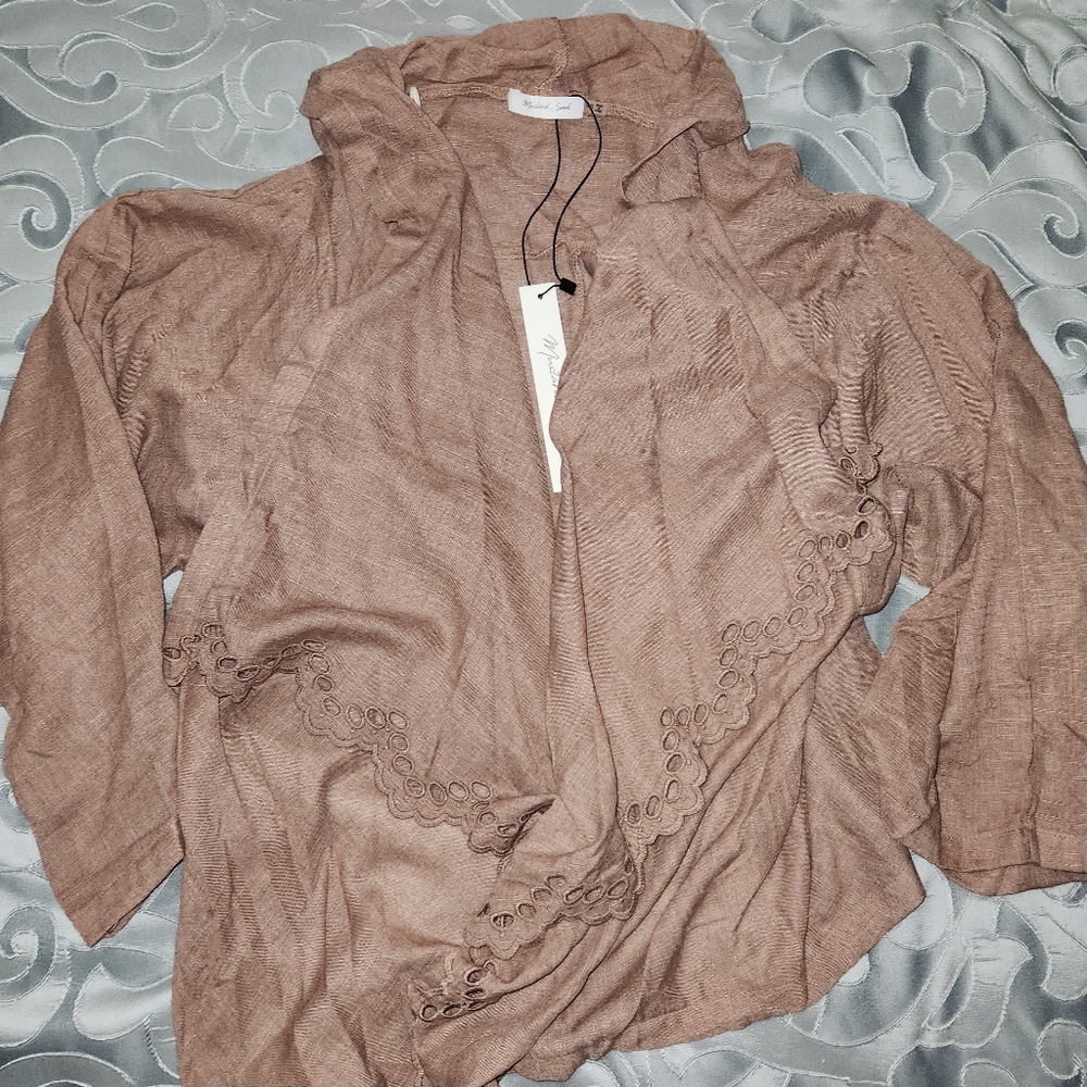 Crop cascading shrug